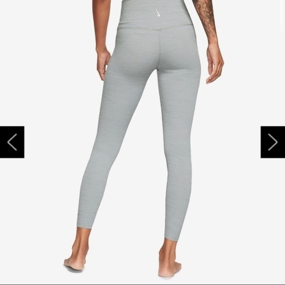 Nike Dri-Fit Yoga Luxe Leggings Tights - Picture 1 of 10
